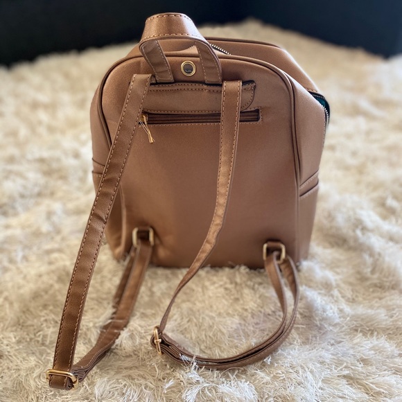 Cute Backpack! - Picture 3 of 3